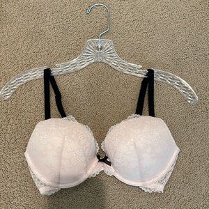 Victoria’s Secret Lace Dream Angels Push-Up Bra 32D